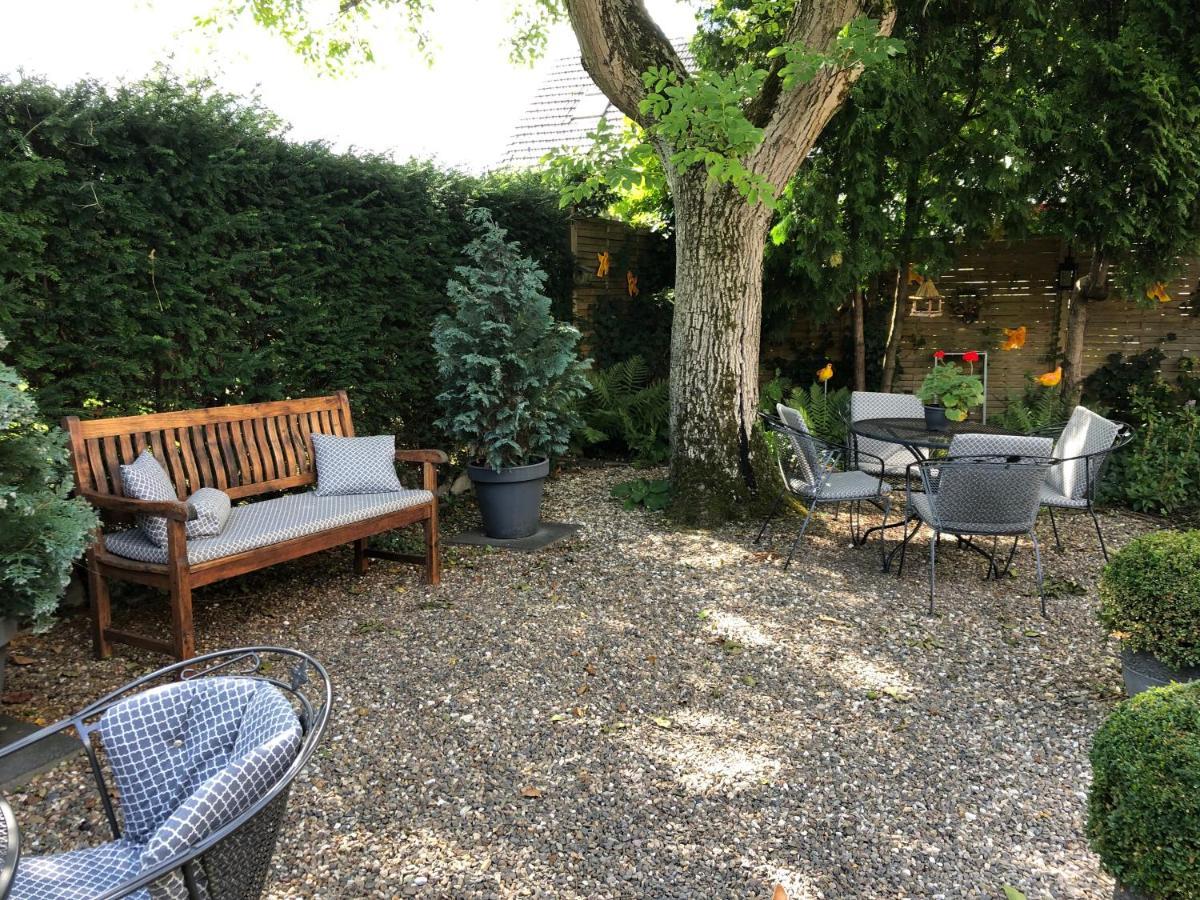 Walnut Lodge Bed & Breakfast Noorbeek Εξωτερικό φωτογραφία